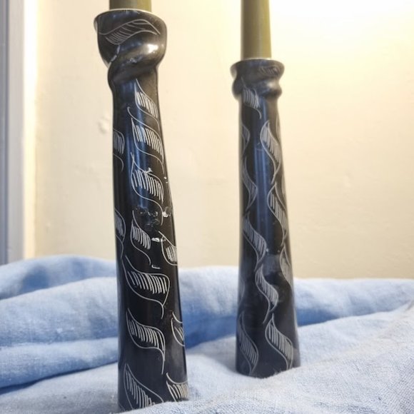 Set of 2 beautiful hand carved candlestick from Kenya, Africa Made in Soapstone. - Picture 1 of 5